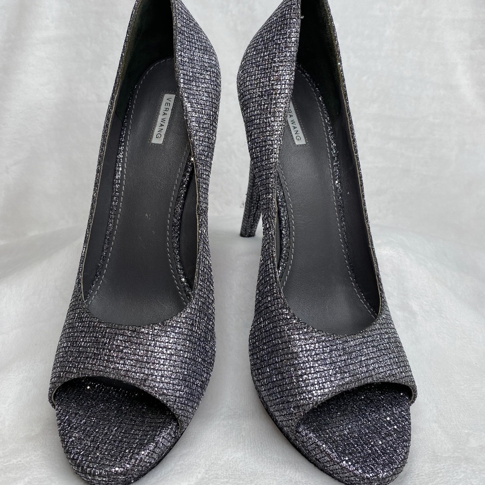 Vera Wang Silver glider Stilettos
